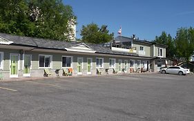 Haileybury Beach Motel